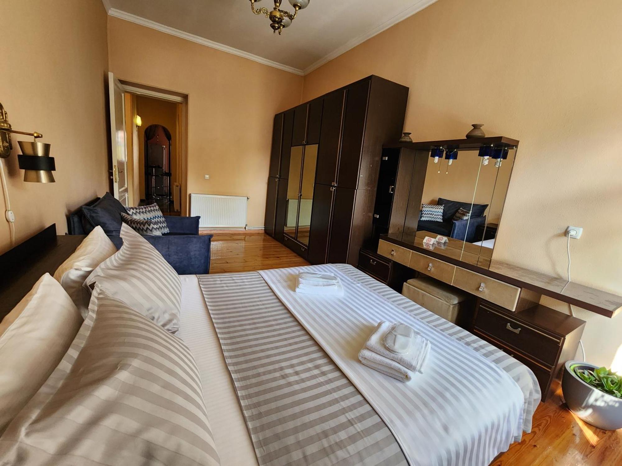 Riverside Baratashvili Apartment Тбілісі Екстер'єр фото